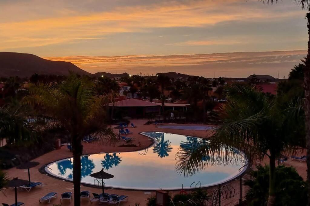 Appartamento Frangipani Con Terrazza E Piscina Corralejo Eksteriør bilde